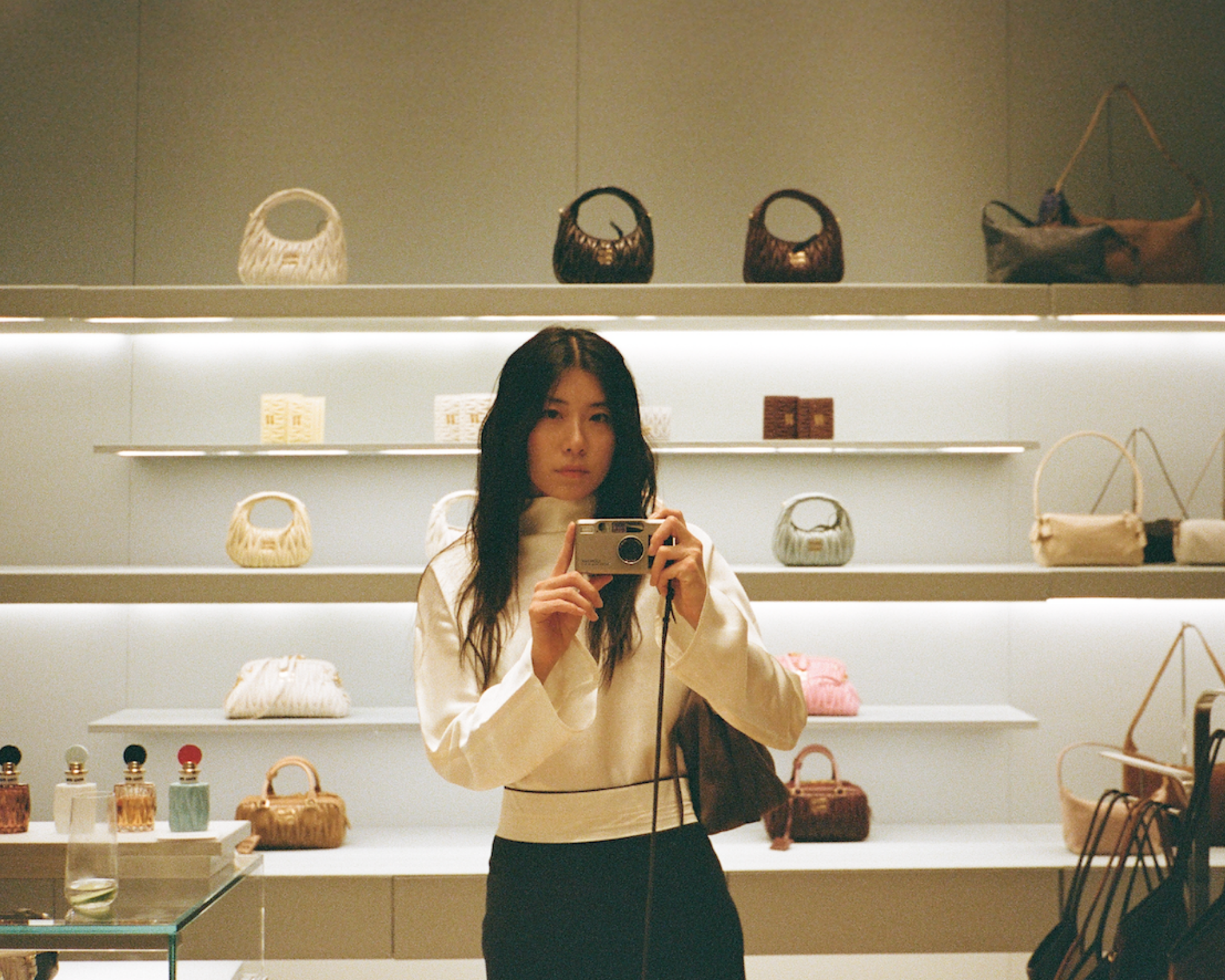 Can A No Phones Fashion Week Still Exist?